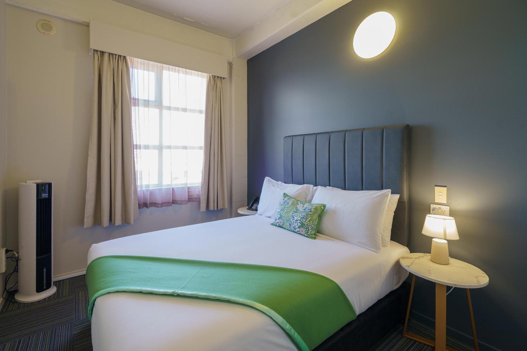 Ibis Styles Invercargill Aparthotel Room photo